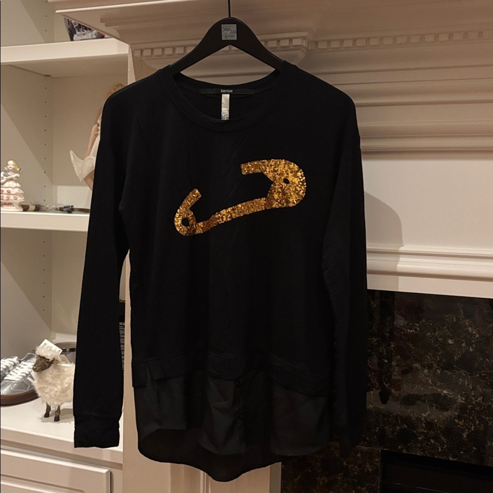 Kensie gold sequin pin graphic detail black long sleeve combination top sz.XS